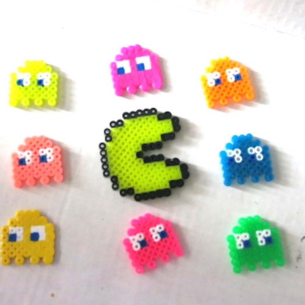Perler Beads Pac Man & 8 Ghost Keychain Magnet